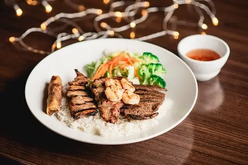 Red Satay Grill signature pho